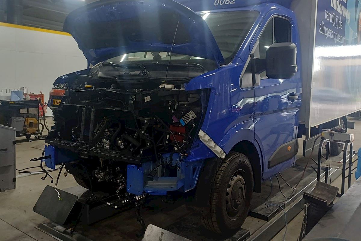 renault-master_1200x800